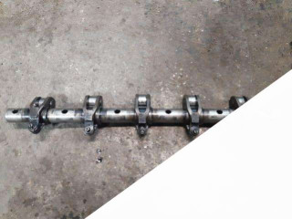 коромысло клапана (рокер) Land Rover Discovery 2 поколение 2002, 2.5 л., дизель