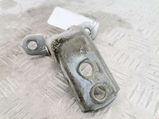 петля двери Toyota Prius 2 поколение 2008, 1.5 л., АКПП, хетчбэк 5 дв., 6871012151
