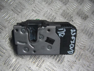 замок двери передней правой Opel Vectra B 1997, 1.6 л., МКПП, седан, 24414113