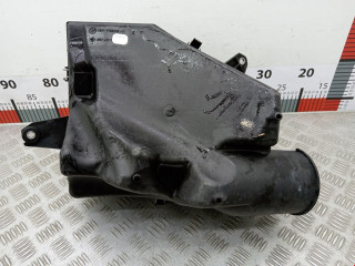 корпус воздушного фильтра BMW 3 серия E90/E91/E92/E93 2007, 2.0 л., МКПП, седан, 13717792416