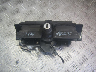 ручка крышки багажника Audi A6 4B/C5 2000, универсал, 4B0827565H