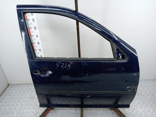 дверь передняя правая Volkswagen Golf 4 поколение 2002, 1.9 л., МКПП, универсал, 1J4831056H