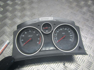 щиток приборов (приборная панель) Opel Zafira 2 поколение (B) [рестайлинг] 2009, 1.6 л., МКПП, минивэн, 13267542