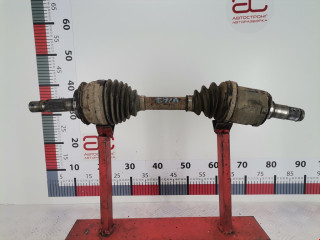 полуось передняя правая (приводной вал, ШРУС) Toyota Hilux 7 поколение 2008, 3.0 л., МКПП, пикап, 43430-0K030