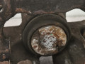 суппорт задний левый SEAT Leon 1 поколение 2001, 1.4 л., МКПП, хетчбэк 5 дв., 1J0615423G - фото №5