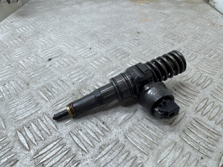 форсунка Volkswagen Touareg 1 поколение 2005, 2.5 л., АКПП, внедорожник 5 дв., 070130073N