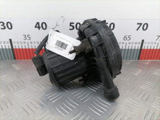 насос продувки катализатора BMW 7 серия E65/E66/E67 2002, 4.4 л., АКПП, седан, 11727506210