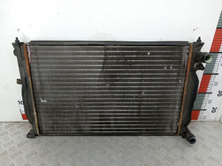 радиатор (основной) Audi A4 B5 1999, 1.6 л., МКПП, седан, 8D0121251P