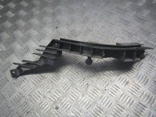 крепление бампера Volkswagen Golf 4 поколение 2001, 1.6 л., МКПП, хетчбэк 5 дв., 1J6807893A