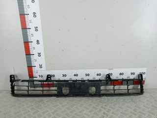 заглушка (решетка) в бампер Toyota Land Cruiser J100 2002, 4.7 л., АКПП, внедорожник 5 дв., 5311260110