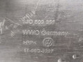 защита арок передняя левая (подкрылок) Volkswagen Golf 4 поколение 1999, 1.6 л., МКПП, хетчбэк 5 дв., 1J0809961E - фото №4
