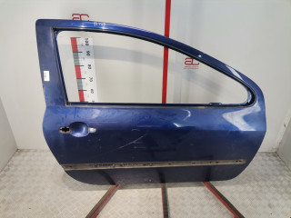 дверь передняя правая Peugeot 307 1 поколение 2004, 1.4 л., МКПП, хетчбэк 3 дв., 9004X7