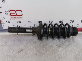 стойка амортизатора Volkswagen Golf 4 поколение 1999, 1.4 л., МКПП, хетчбэк 5 дв., 1J0413031S