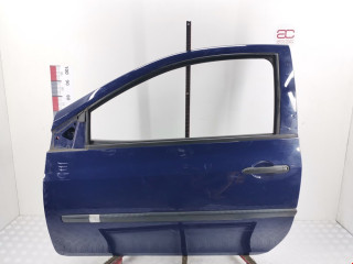 дверь передняя левая Renault Clio 3 поколение 2006, 1.2 л., МКПП, хетчбэк 3 дв., 7751476108