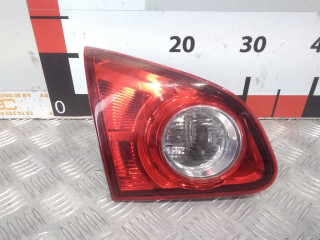 фонарь крышки багажника левый Nissan Qashqai 1 поколение 2009, 1.5 л., МКПП, внедорожник 5 дв., 26555JE20B