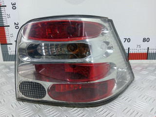 фонарь задний правый Volkswagen Golf 4 поколение 1998, 1.4 л., МКПП, хетчбэк 3 дв., 1J6945096