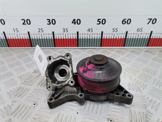 помпа BMW 5 серия F07/F10/F11 2011, 3.0 л., АКПП, седан, 11518516205