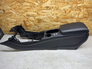 рамка обрамление кулисы Mercedes-Benz GLA-Класс X156 2016, A1766804201, A1766801610