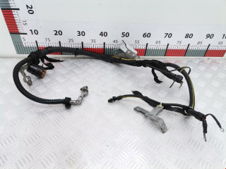 плюсовой провод аккумулятора Opel Astra G 1998, 1.4 л., МКПП, хетчбэк 5 дв.