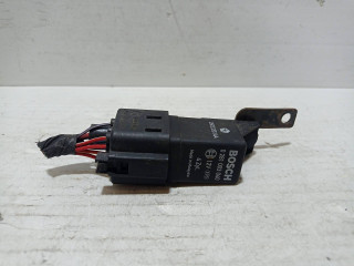 реле накала свечей Chrysler Sebring 3 поколение 2009, 2.0 л., дизель, МКПП, кабриолет, 0281003040