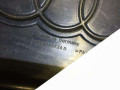 декоративная крышка двигателя Audi A4 B5 1997, 1.8 л., бензин, 058103724D - фото №3