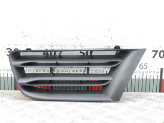 решетка радиатора Renault Scenic 2 поколение 2006