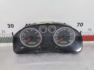 щиток приборов (приборная панель) Volkswagen Passat B5 2001, 1.6 л., МКПП, универсал, 3B0920805X
