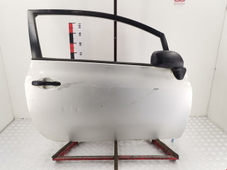 дверь передняя правая Toyota Auris 1 поколение 2008, 1.4 л., МКПП, хетчбэк 3 дв., 6700102270