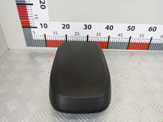 подлокотник Ford Kuga 1 поколение 2009, 2.0 л., МКПП, внедорожник 5 дв.