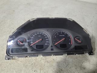 щиток приборов (приборная панель) Volvo V70 2 поколение 2001, 2.4 л., B 5244 S, бензин, 5МКПП, бежевый, универсал, передний привод, 9499668