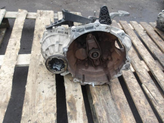 КПП механическая (МКПП) Volkswagen Touran 1 поколение [2-й рестайлинг] 2011, 1.4 л., МКПП, минивэн, KWB
