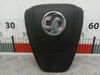 подушка безопасности водителя Opel Astra J 2010, 1.6 л., МКПП, хетчбэк 5 дв., 13299779