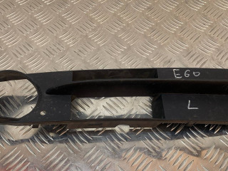 заглушка (решетка) в бампер BMW 5 серия E60/E61 2006, 2.5 л., бензин, МКПП, универсал, 11460915, 511704924303
