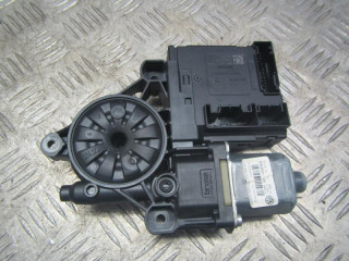 моторчик стеклоподъемника передний левый Volkswagen Passat B6 2009, 2.0 л., МКПП, универсал, 3C0959701