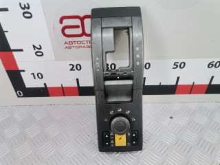 кнопка переключения режимов подвески Land Rover Range Rover Sport 1 поколение 2005, 4.2 л., АКПП, внедорожник 5 дв., YUD501710