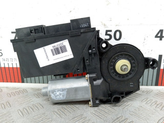 моторчик стеклоподъемника Audi A4 B6 2002, 1.6 л., МКПП, седан, 8H0837461A