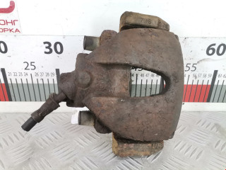 суппорт передний правый Ford Focus 2 поколение 2006, 1.6 л., МКПП, универсал, 1682875
