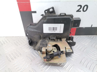 замок двери передней правой Audi A6 4B/C5 2000, 2.5 л., МКПП, седан, 4B1837016G