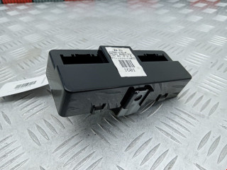 блок комфорта Hyundai ix35 1 поколение LM 2010, 2.0 л., МКПП, внедорожник 5 дв., 919402Y010