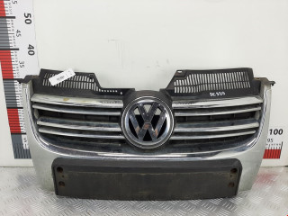 решетка радиатора Volkswagen Golf 5 поколение 2008, 1.9 л., МКПП, универсал, 1K5853653A