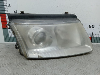 фара правая Volkswagen Passat B5 1999, 2.8 л., МКПП, универсал, 3B0941018H