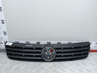 решетка радиатора Volkswagen Passat B5 1998, 1.8 л., МКПП, универсал, 3BD853651