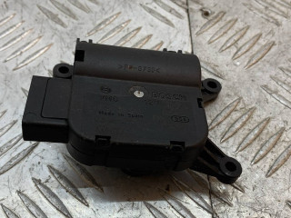 моторчик заслонки печки Volkswagen Touareg 1 поколение 2005, 0132801320