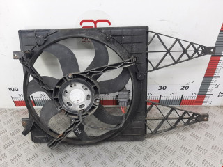 вентилятор радиатора Volkswagen Polo 4 поколение 2004, 1.4 л., МКПП, хетчбэк 5 дв., XR82853