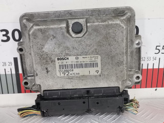 блок управления двигателем Fiat Stilo 1 поколение 2004, 1.9 л., МКПП, хетчбэк 5 дв., 55198058