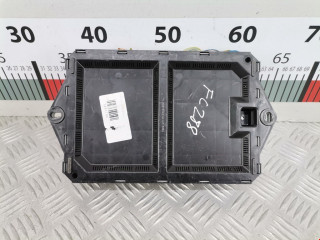 блок предохранителей Jaguar XF X250 2008, 2.7 л., АКПП, седан, C2Z13687