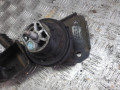 подушка крепления двигателя Volkswagen Sharan 1 поколение 2000, 2.0 л., МКПП, минивэн, 7M3189132AA - фото №9