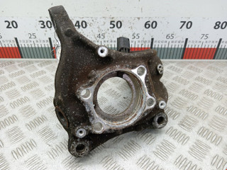 кулак поворотный правый Volkswagen Passat B6 2009, 2.0 л., МКПП, универсал, 3C0407254F