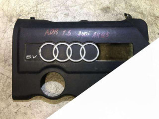 декоративная крышка двигателя Audi A4 B5 1997, 1.8 л., бензин, 058103724D