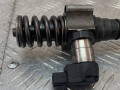 форсунка Volkswagen Golf 5 поколение 2007, 2.0 л., дизель, 03G130073T - фото №5